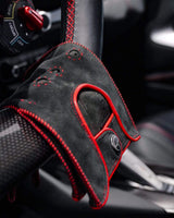 THE OUTLIERMAN gloves POWERSLIDE - Perforated Suede Driving Gloves - Dark Grey/Red