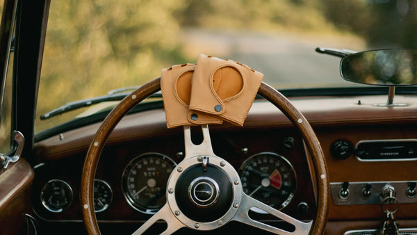 Drive like your favourite golden-era racers with Café Leather’s new Targa Gloves