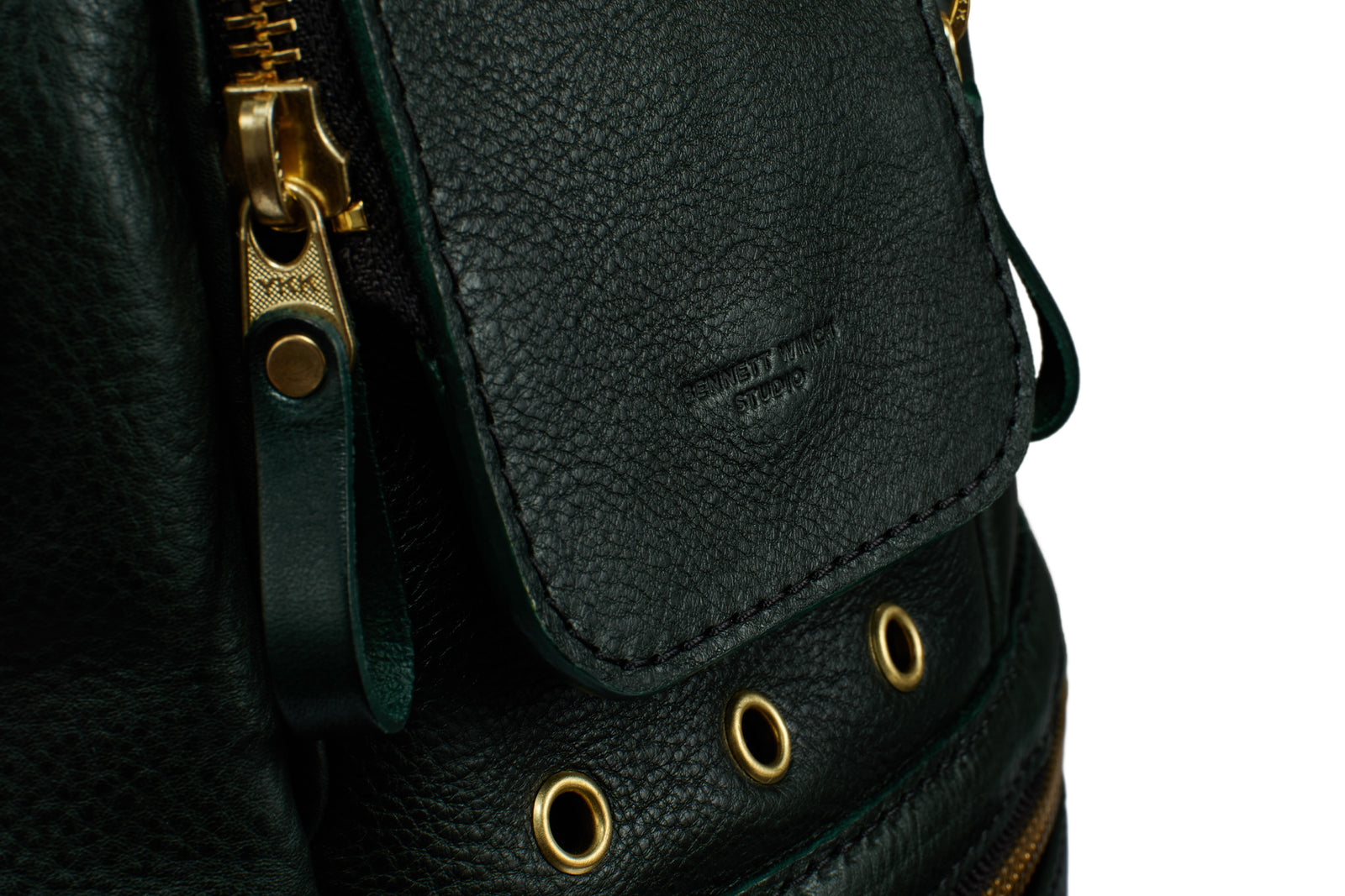 BW x 24H Le Mans Helmet Bag – CD Shop | Classic Driver