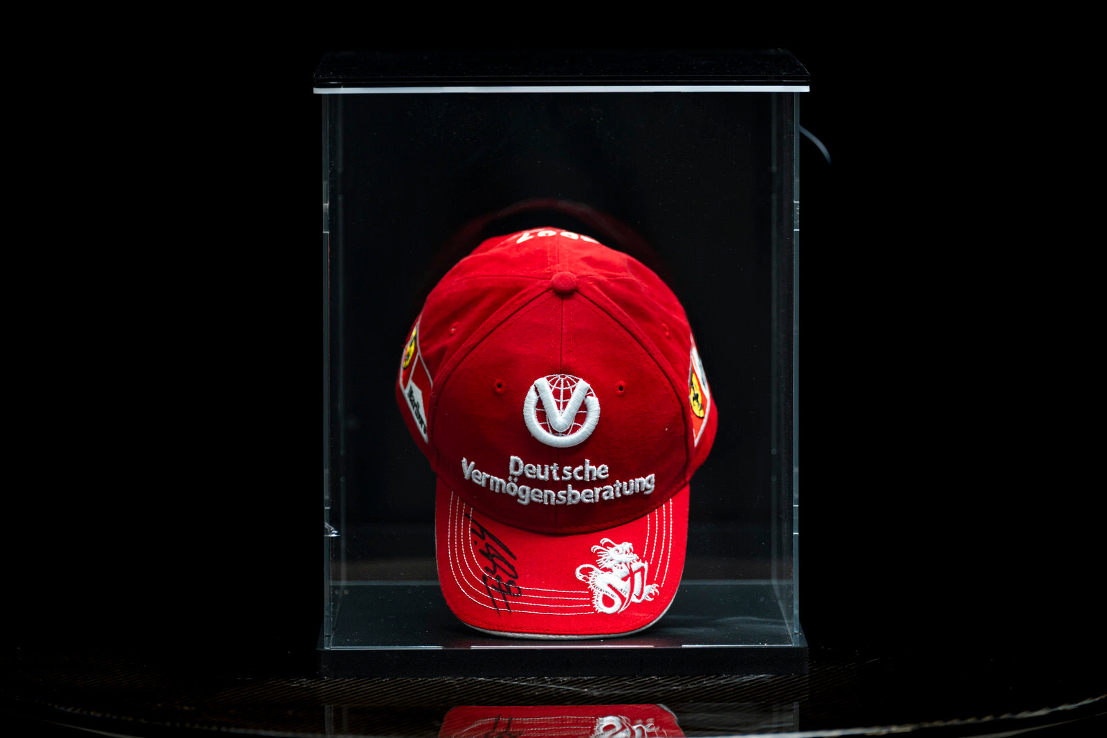 Casquette Ferrari Signée Michael Schumacher – 2003 – Collection – Très Bon état