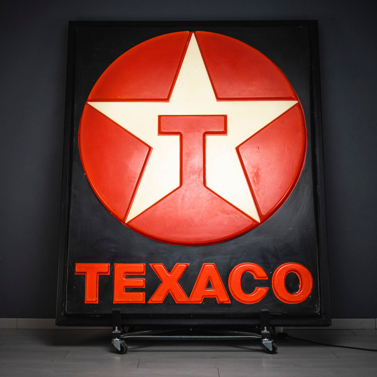 Texaco Sign Posts Vintage Texaco Sign 1970 by Halmo – CD Shop | Classic Driver