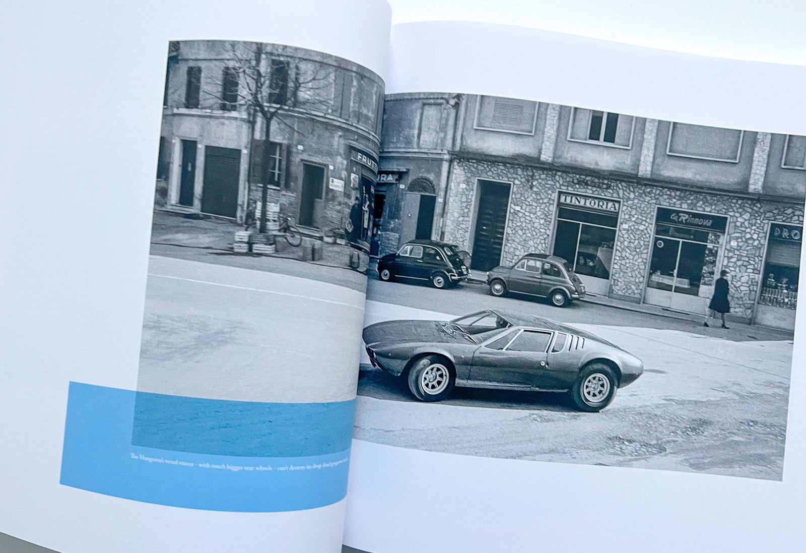 洋書 DE TOMASO The Man and the Machines 51s9CriVwTL._UF1000,1000_QL80_.jpg