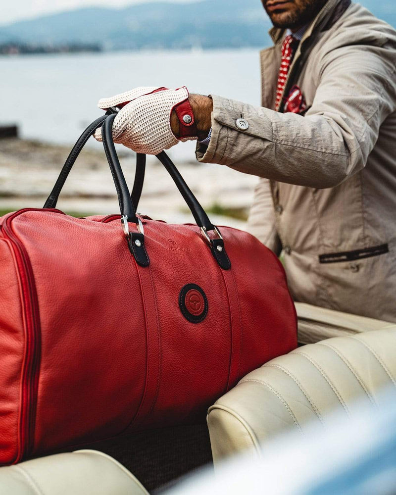 GLOBETROTTER - Full-grain Leather Weekender Garment Bag - Red/Black