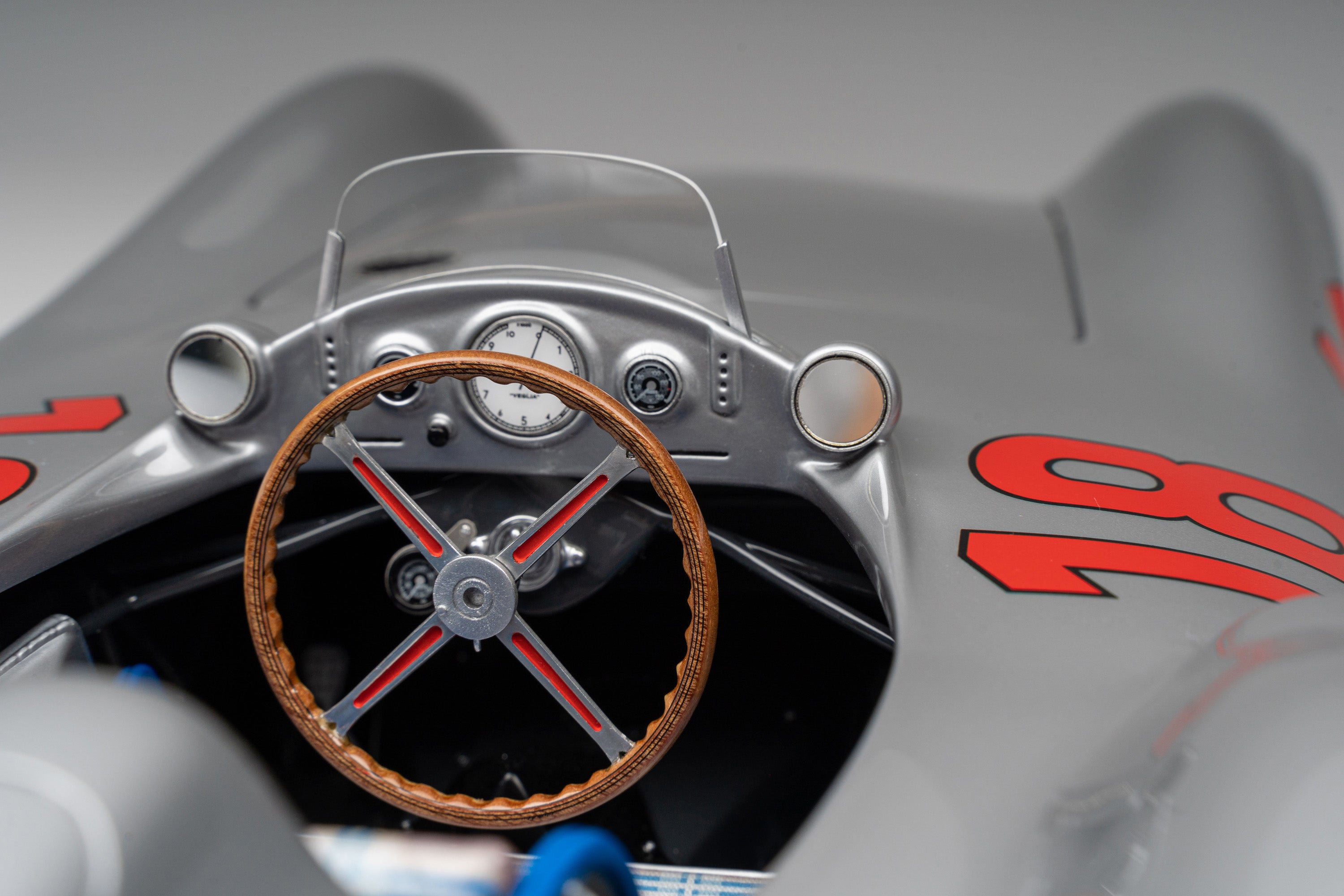 Mercedes-Benz W196 Streamliner (1954) French Gp – CD Shop | Classic Driver