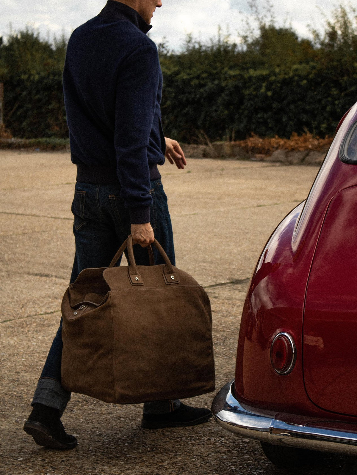 Large Taupe Sea Bag – CD Shop | Classic Driver