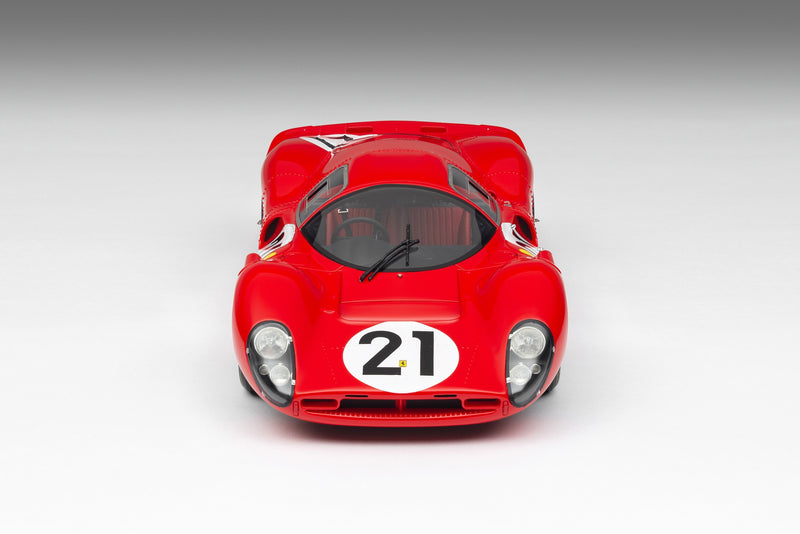 Ferrari 330 P4 at 1:18 scale