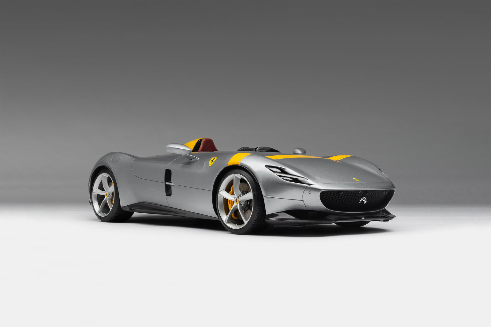 Ferrari Monza SP1 at 1:8 scale – CD Shop | Classic Driver